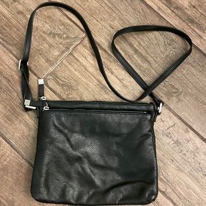 Margot black leather purse